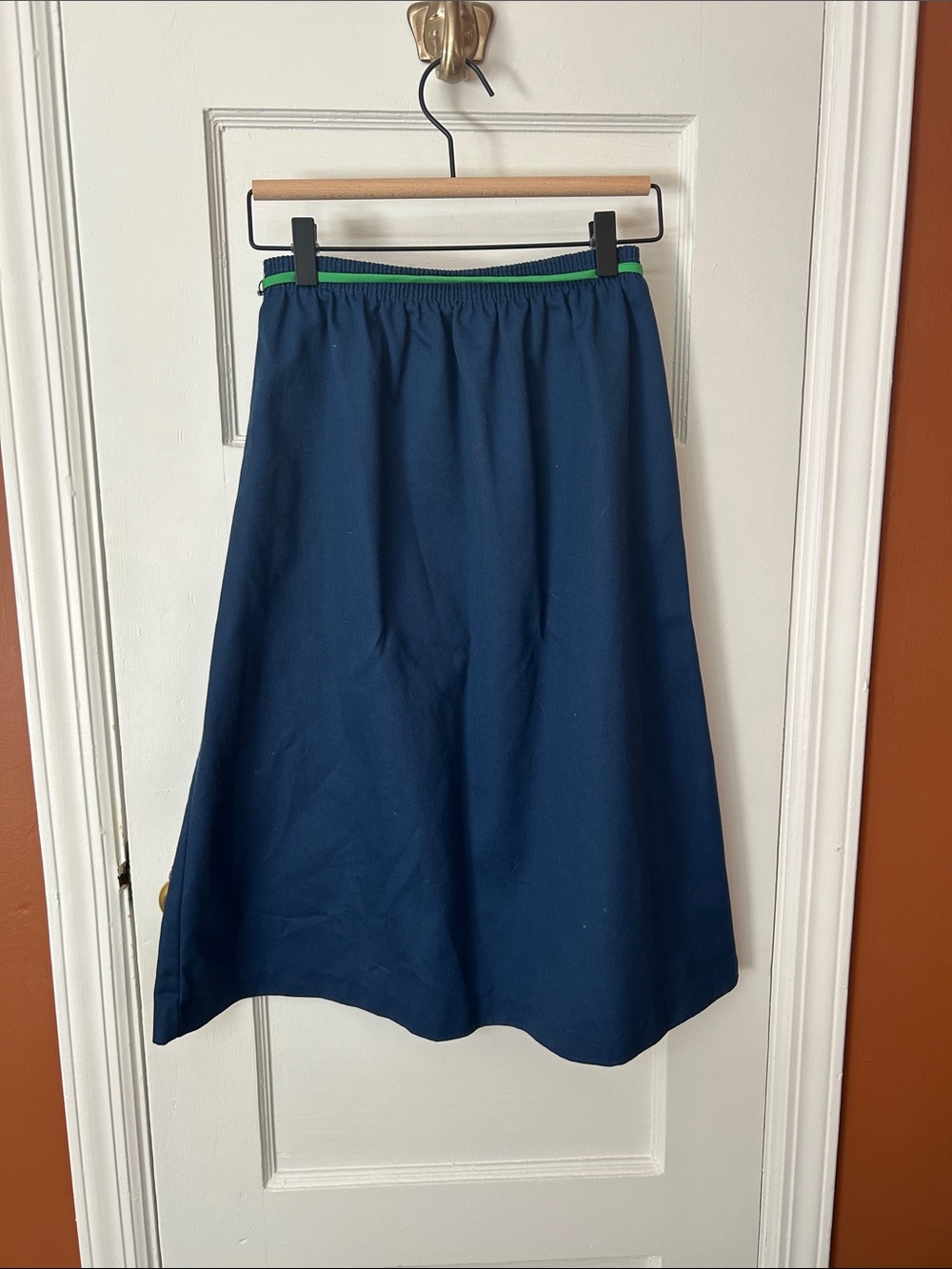 Vintage Navy A-Line Midi Skirt with Green Grasshopper Applique - Picture 2 of 6